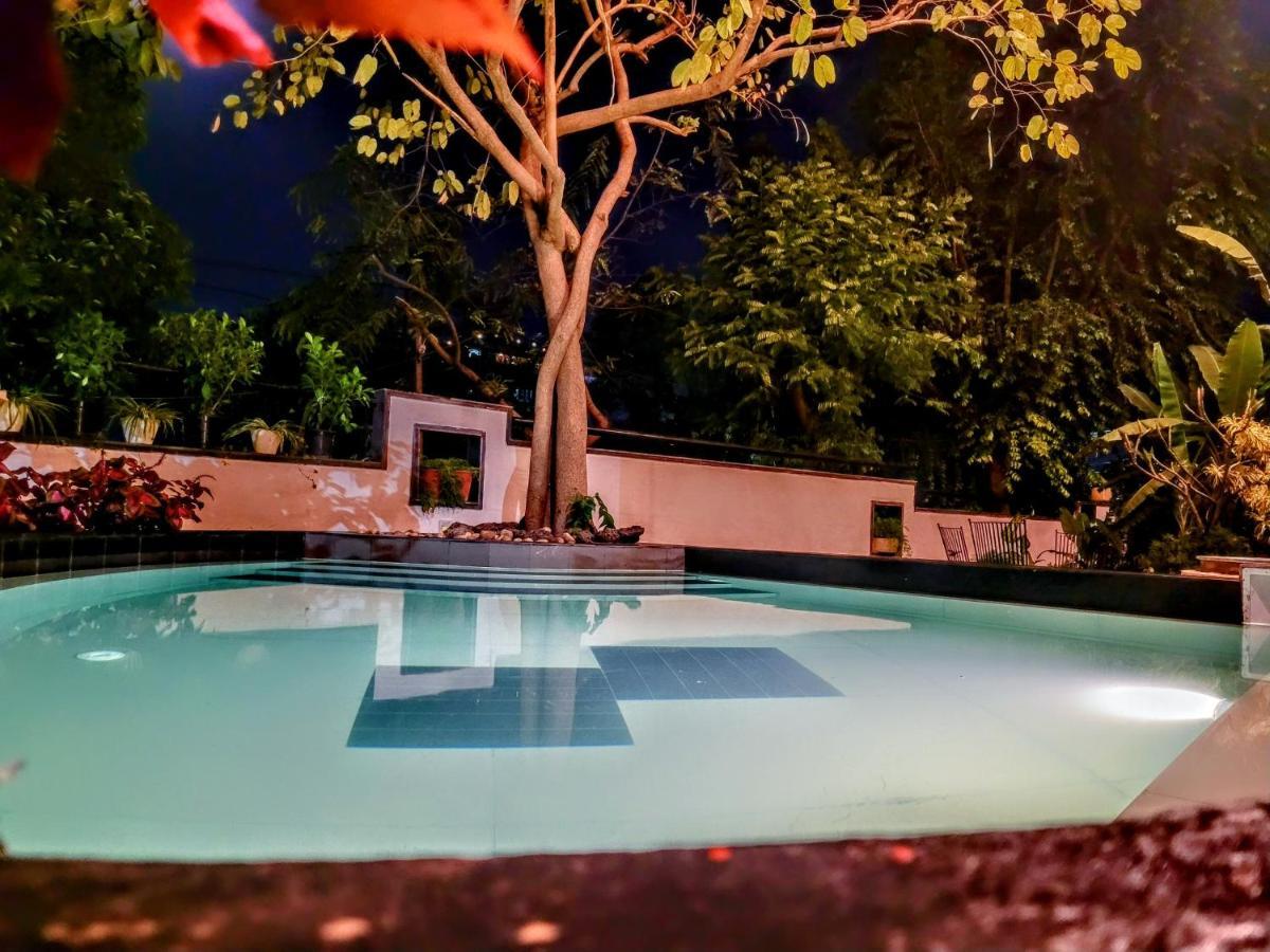 The Saneer Jaipur Hotel Exterior foto