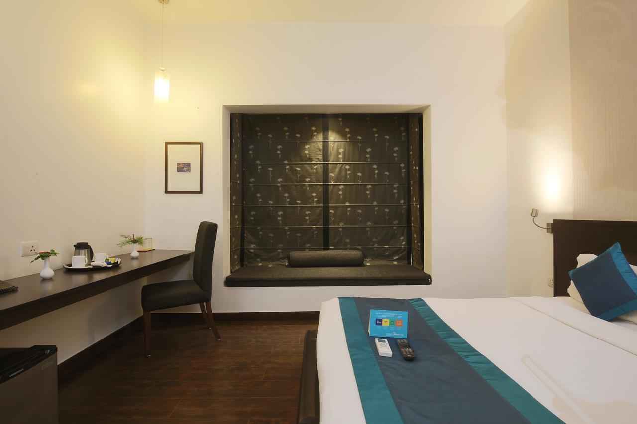 The Saneer Jaipur Hotel Exterior foto